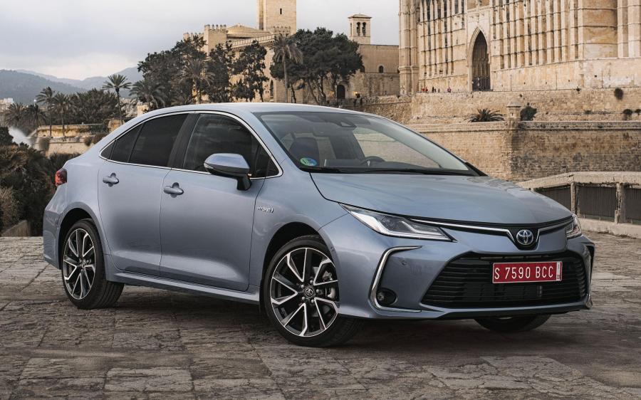 Toyota Corolla Hybrid Sedan (WW) '2019
